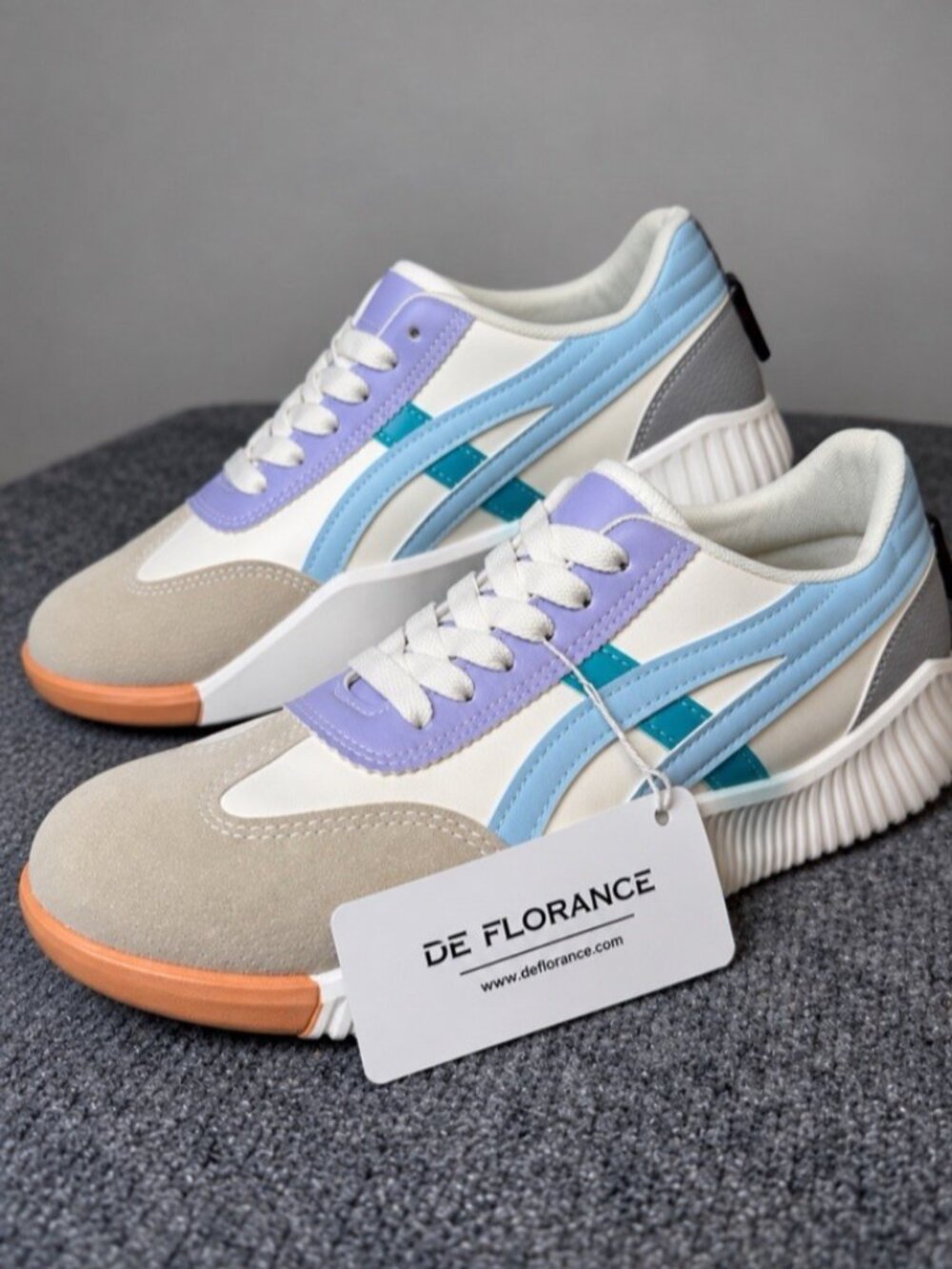 De Florence Sneakers Women's NWT 11 1/2 US EU 42 V Italy Blue Purple Sporty